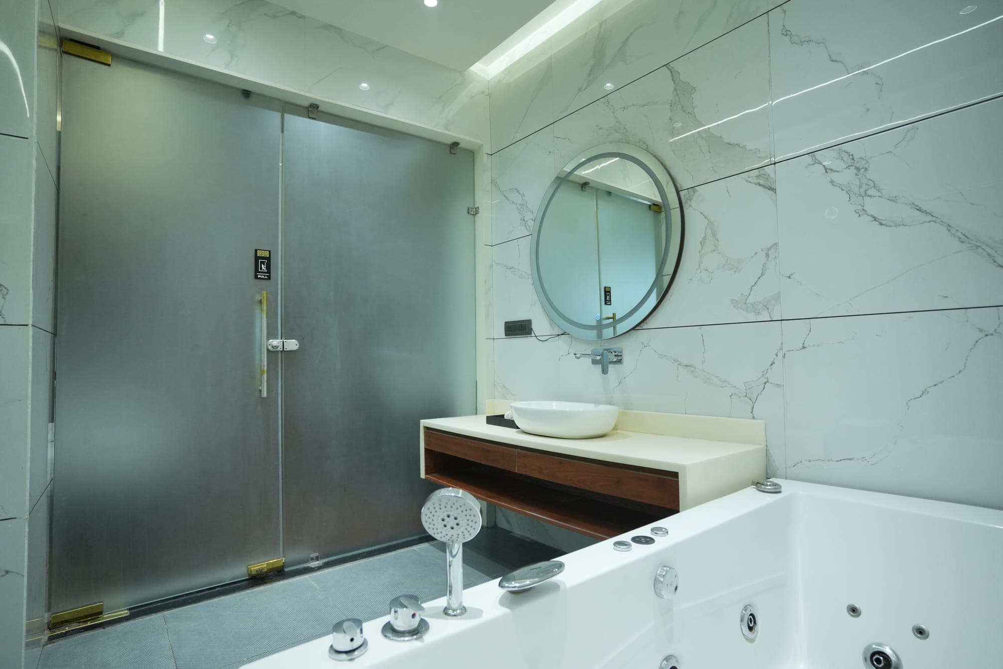 Luxury Rooms